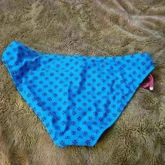 Old Navy Blue print bikini bottoms. Size L - Picture 2 of 4
